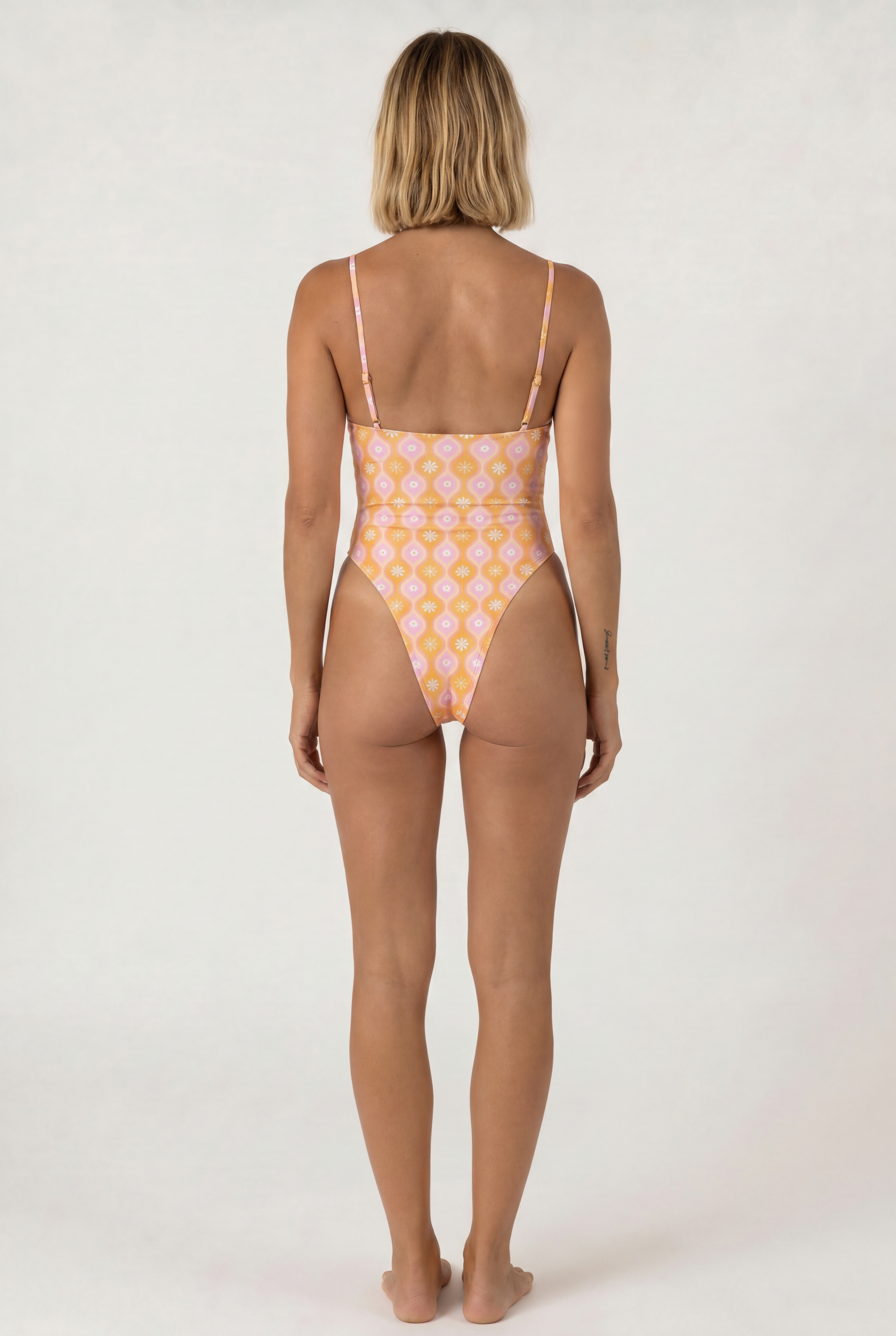 Pippa retro one piece swimsuit Marga Orange – REPREVE® recycled swimwear | Ula