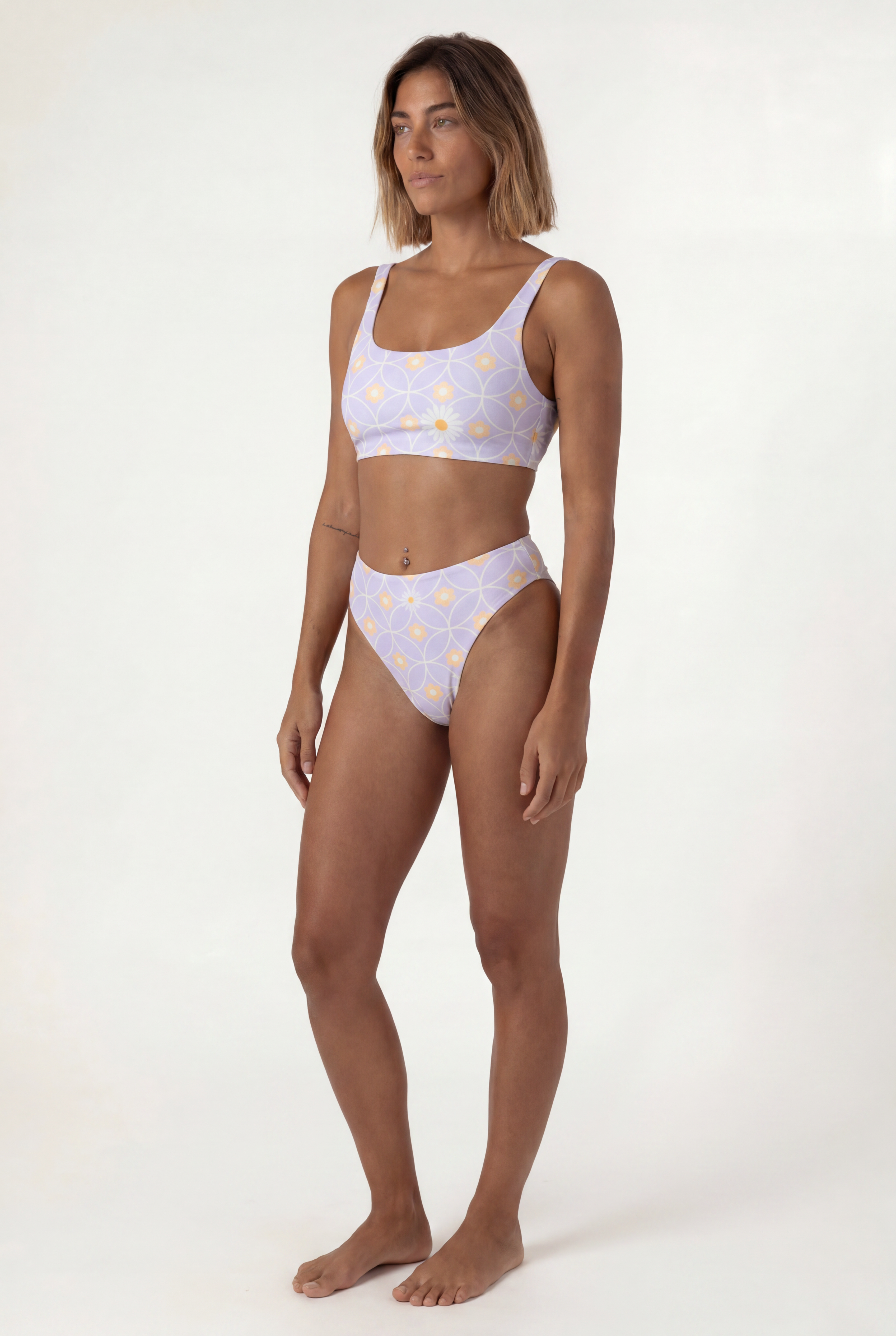 Yolo sporty bralette bikini top Uma Purple – REPREVE® recycled swimwear | Ula