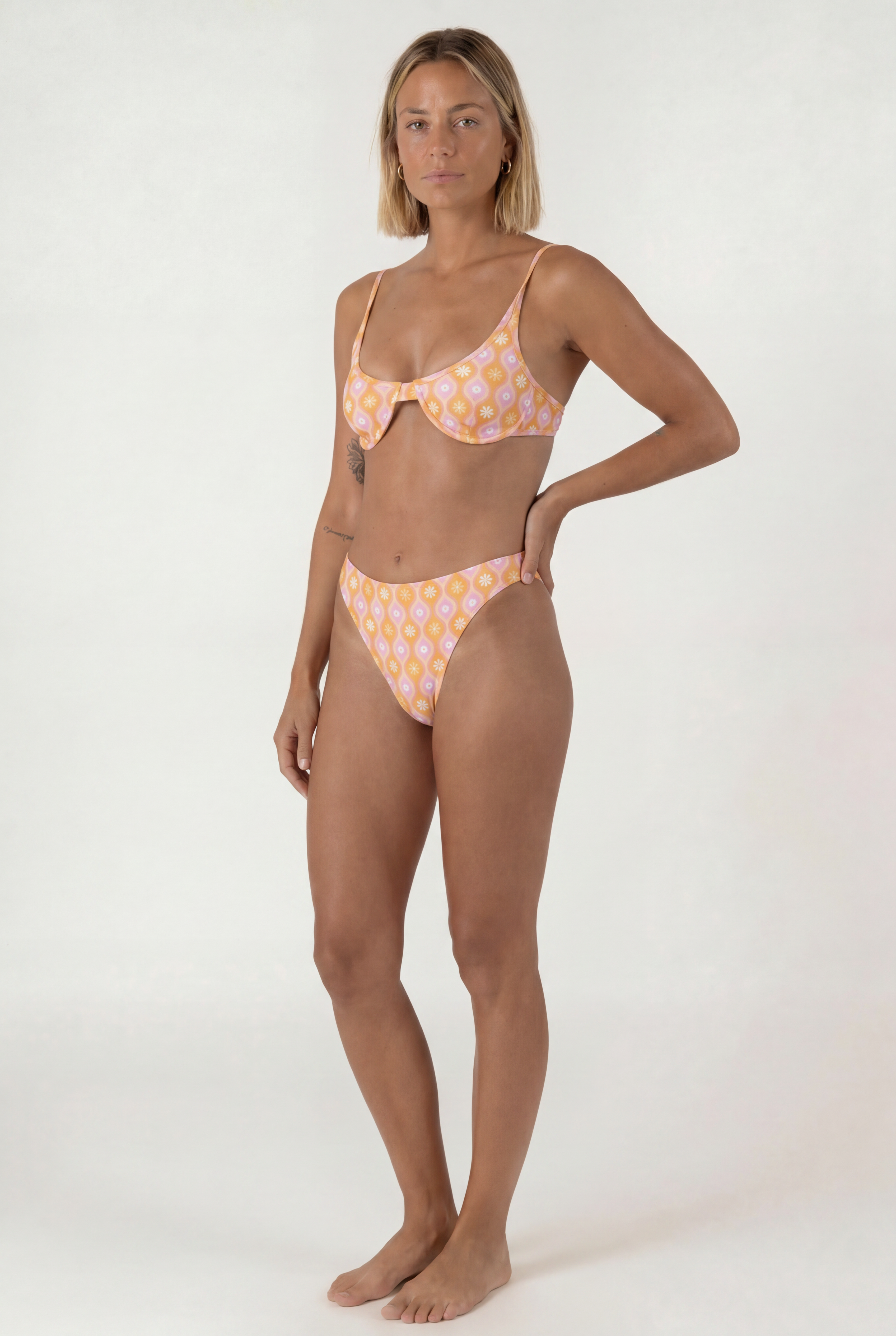 Mila Cup Top - Marga Orange