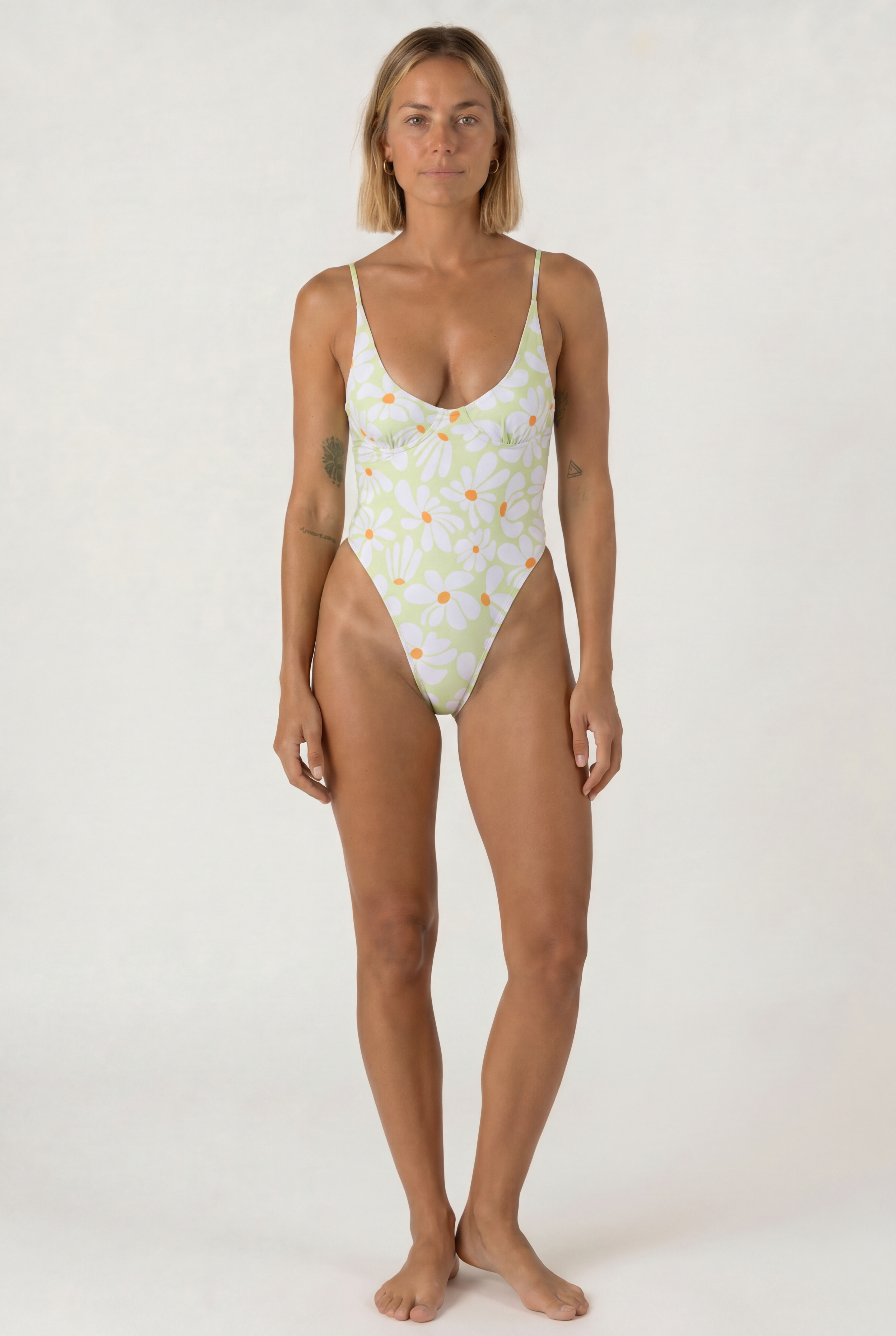 Pippa retro one piece swimsuit Kaya Green – REPREVE® recycled swimwear | Ula