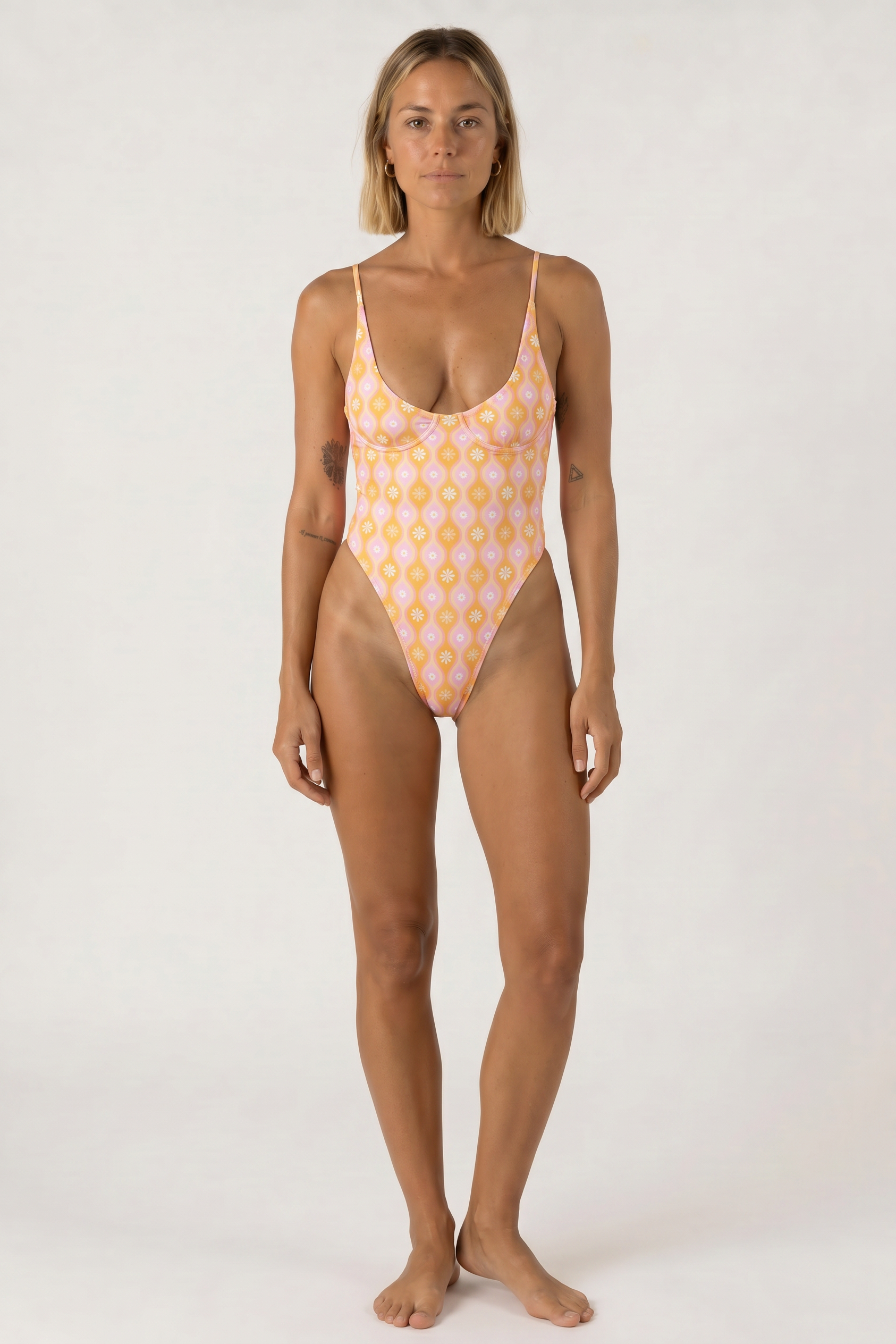 Pippa retro one piece swimsuit Marga Orange – REPREVE® recycled swimwear | Ula