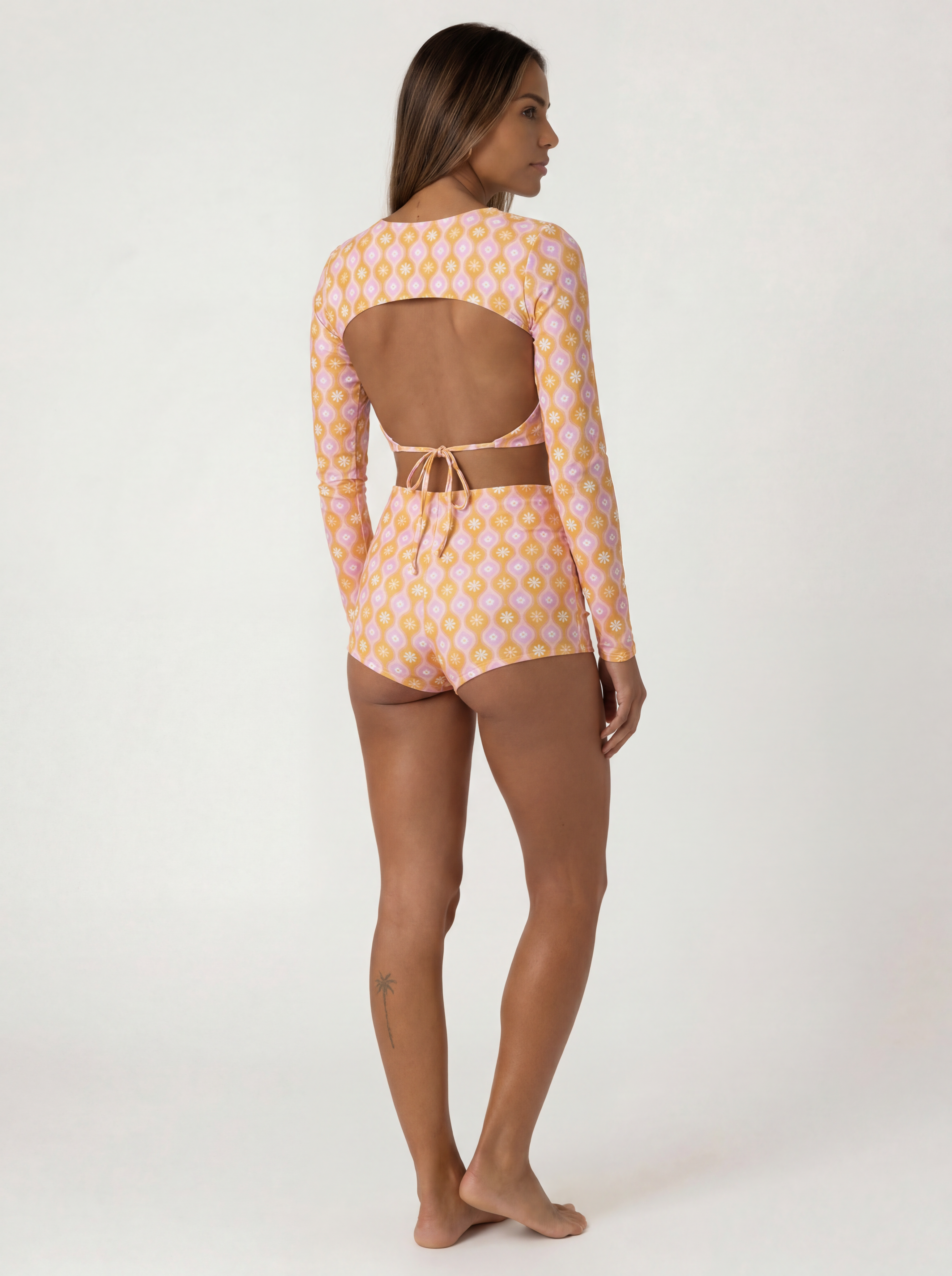Voss UPF 50+ long-sleeve crop top Marga Orange – sustainable recycled swimwear | Ula