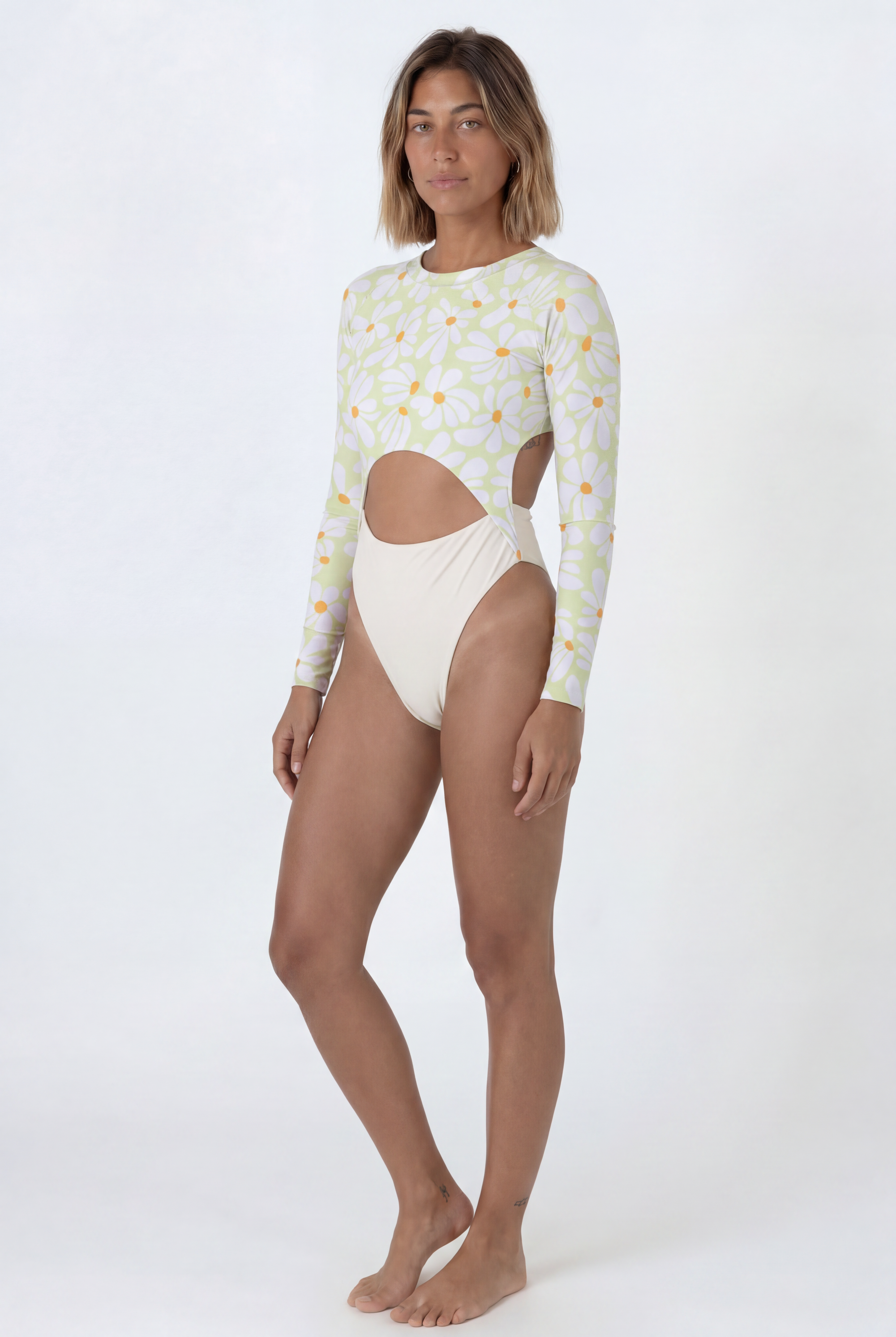 Olas one piece Kaya Green – long sleeve UPF 50+ recycled swimwear | Ula